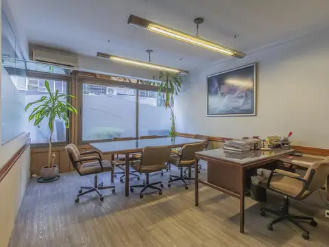 OFICINA 3 AMBIENTES VENTA SAN NICOLAS CON 2 COCHERAS