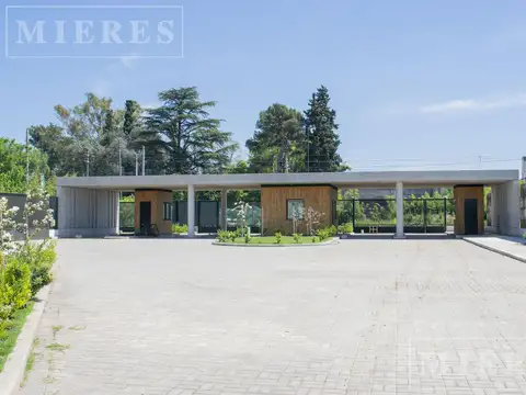 Lote en venta de 387m² en El Olivar, Pilar