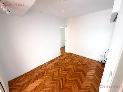 Departamento en Venta en Balvanera, USD 120.000