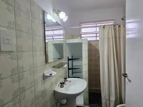 Casa  dos dormitorios parque  alquiler Ituzaingo