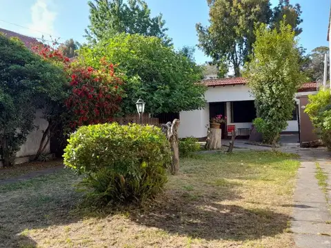 Joaquin V Gonzalez al 400