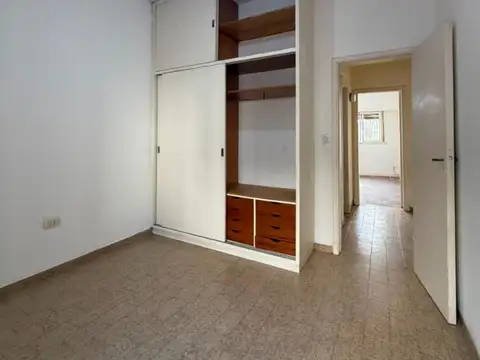 Casa en Alquiler con 1 cochera