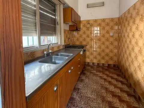 Casa 3 ambientes con 2 baños