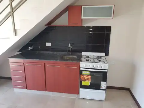Depto Tipo Casa 2 ambientes con 2 baños