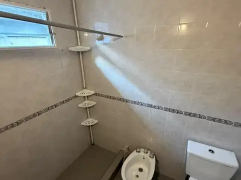 Depto Tipo Casa 2 ambientes con 1 baño