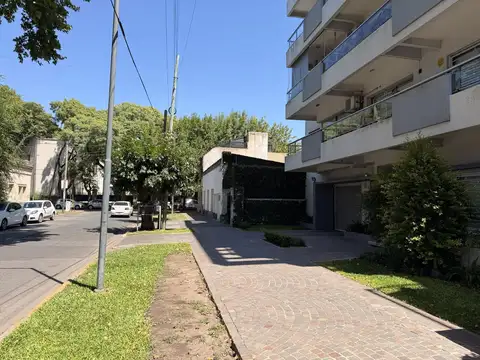 Toll 1621, 1° piso E