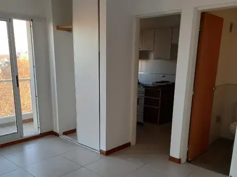 Departamento en Alquiler en Ludueña, $ 350.000