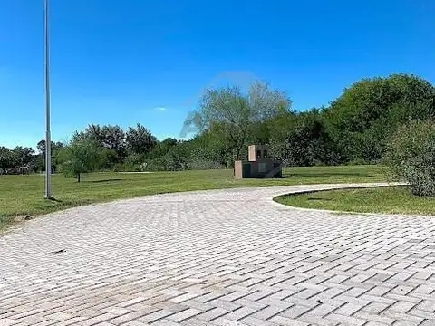 NOT. Venta Lote de 520m2 en el  Barrio Las Marías. Capilla del Señor