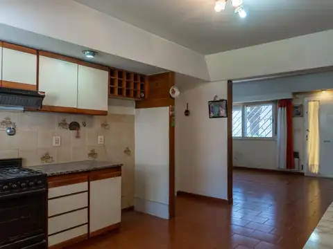 VENTA CASA 4 AMB SAN MARTÍN PATIO TERRAZA COCHERA