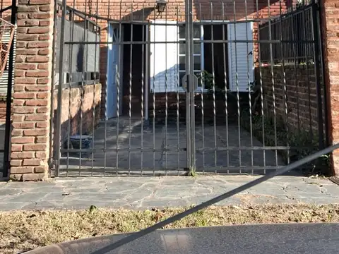 Casa en Venta en Barrio Pelufo, USD 65.000