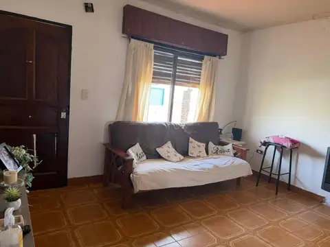 Casa en Venta en San Antonio de Areco, USD 85.000