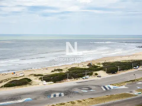 Excelente ubicacion, proximo al mar y la Peninsula