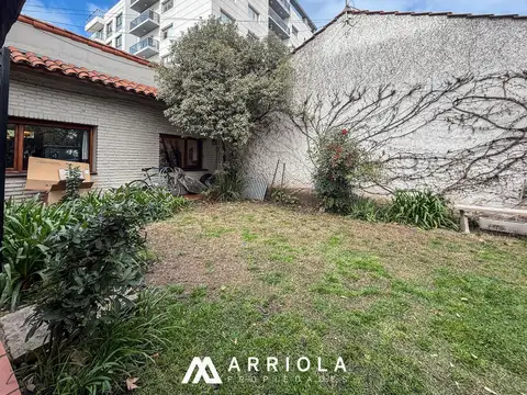 Depto Tipo Casa 3 ambientes con 2 baños