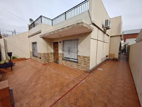 Soldado Sosa al 6700 e/Murguindo y Monseñor Lopez May