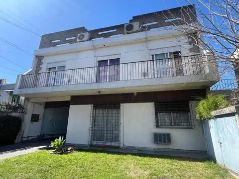 Castelar Norte departamento 3 ambientes en Alquiler