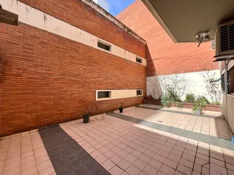 Departamento 6 ambientes con 1 baño