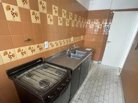 Departamento en Alquiler en Ramos Mejía, $ 650.000