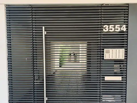 España 3500, Piso 1°