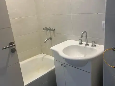 PALERMO - 2 AMB CON BALCON Y BAULERA - CABRERA AL 3500