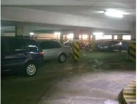 Cochera en Venta Cubierta