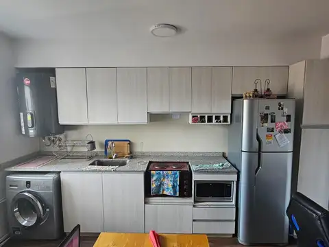 Venta departamento de 2 ambiente en Parque Chacabuco, con terraza propia