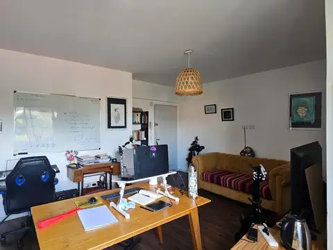 Departamento en Venta en Parque Chacabuco, USD 76.000