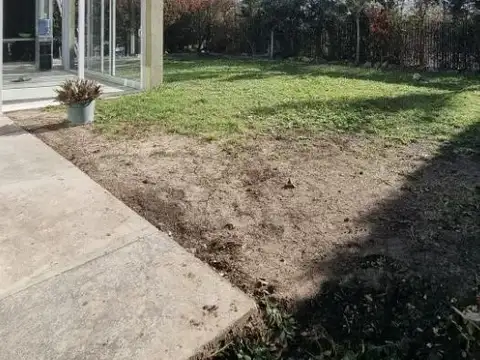 Casa 6 ambientes con 4 baños