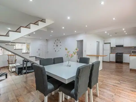 Pje La Gloria 1910 , Piso 0