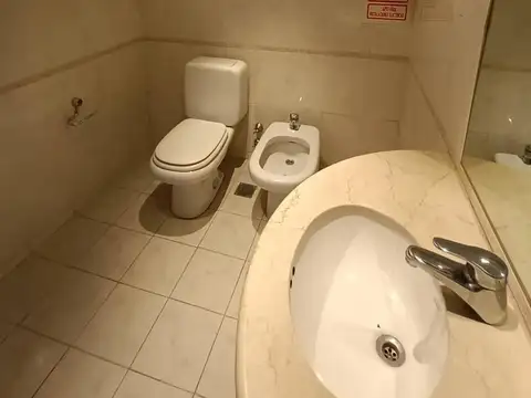 Oficina en Alquiler al Este