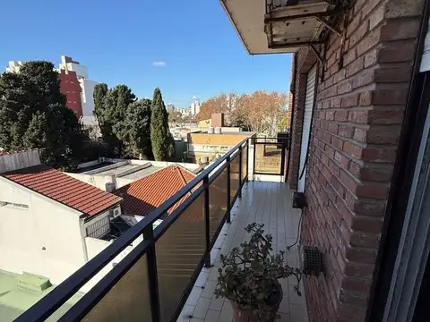 Departamento en Alquiler con 1 cocheras
