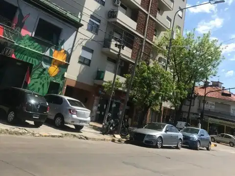 DEPTO 2 AMB AL FRENTE CON BALCÓN | MITRE Y LAVALLE