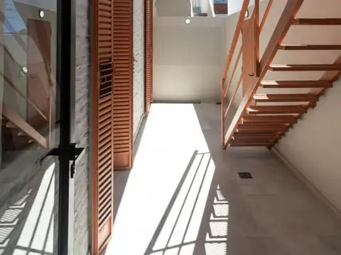 Depto Tipo Casa en Venta en Parque Chacabuco, USD 134.900