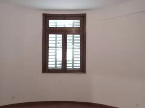 Avenida Carlos Calvo 3600