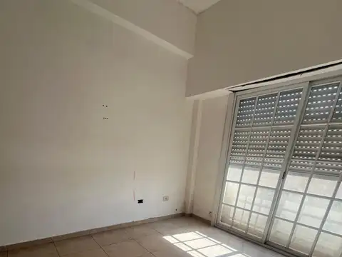 Departamento en Alquiler en San Justo, $ 650.000