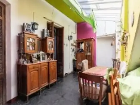 Depto Tipo Casa en Venta de 3 ambientes