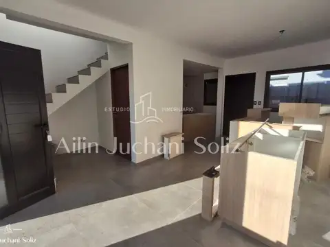 Casa en Venta con 1 cochera