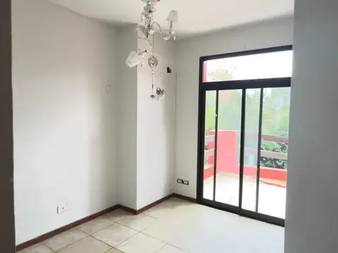 VENTA CASA CAÑUELAS - ALTOS DEL CARMEN 5 AMBIENTES