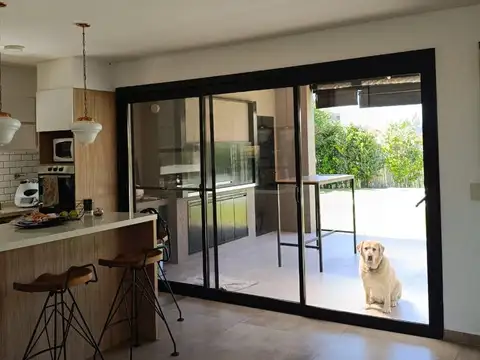 Casa en Vila Marina I