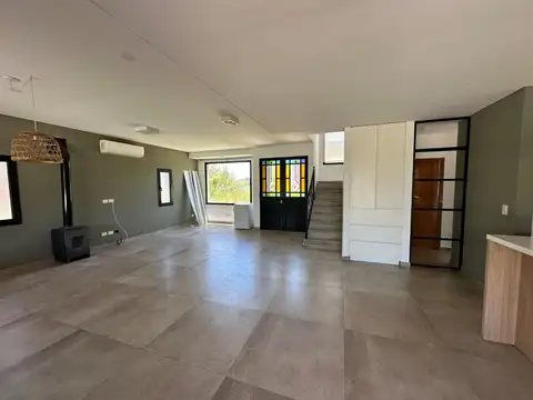 Casa en Venta en Benavidez, USD 315.000