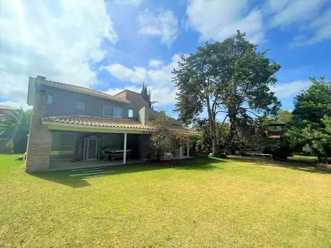 Casa en Venta de 4 dormitorios