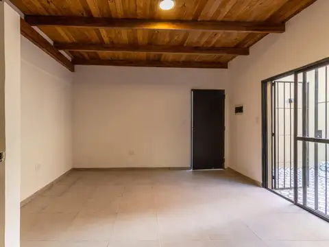 Depto Tipo Casa en Venta de 2 dormitorios