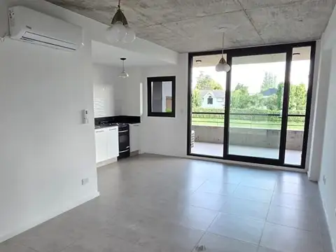 Departamento en Alquiler en Pilar, USD 550