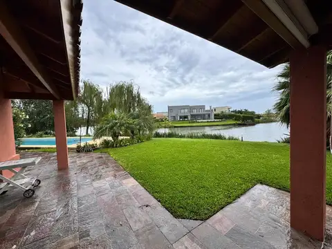 Casa  en Venta en El Cantón Islas, El Cantón, Escobar