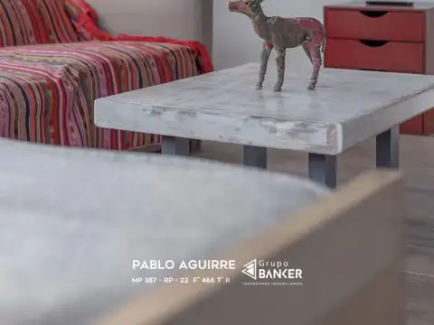 Casa en Alquiler con 1 cochera