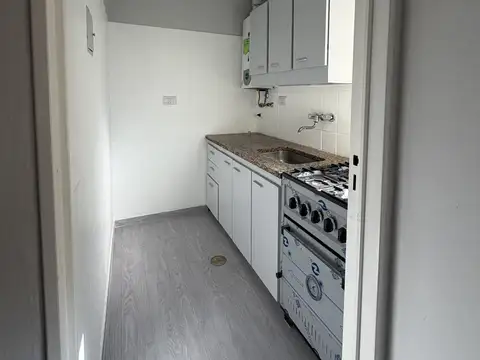 Hermoso dpto de 1 ambiente c/ cocina separada