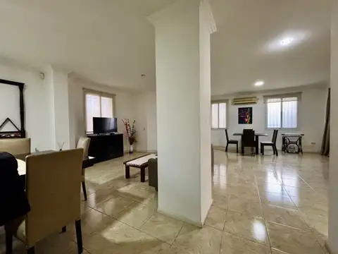 Depto Tipo Casa en Venta 24 años