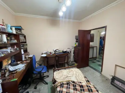 Casa 5 ambientes con 1 baño