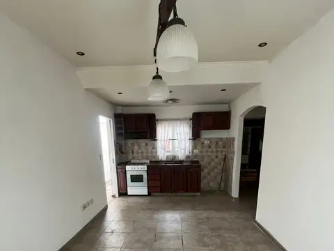 Depto Tipo Casa en Alquiler de 3 dormitorios