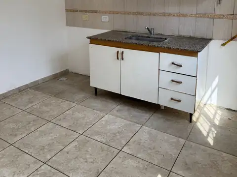 Casa en Alquiler con 1 cochera