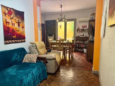 Carlos Spegazzini 500, Piso PB